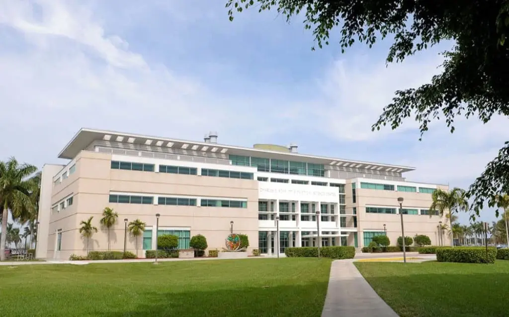 Schmidt-College-of-Medicine-at-FAU
