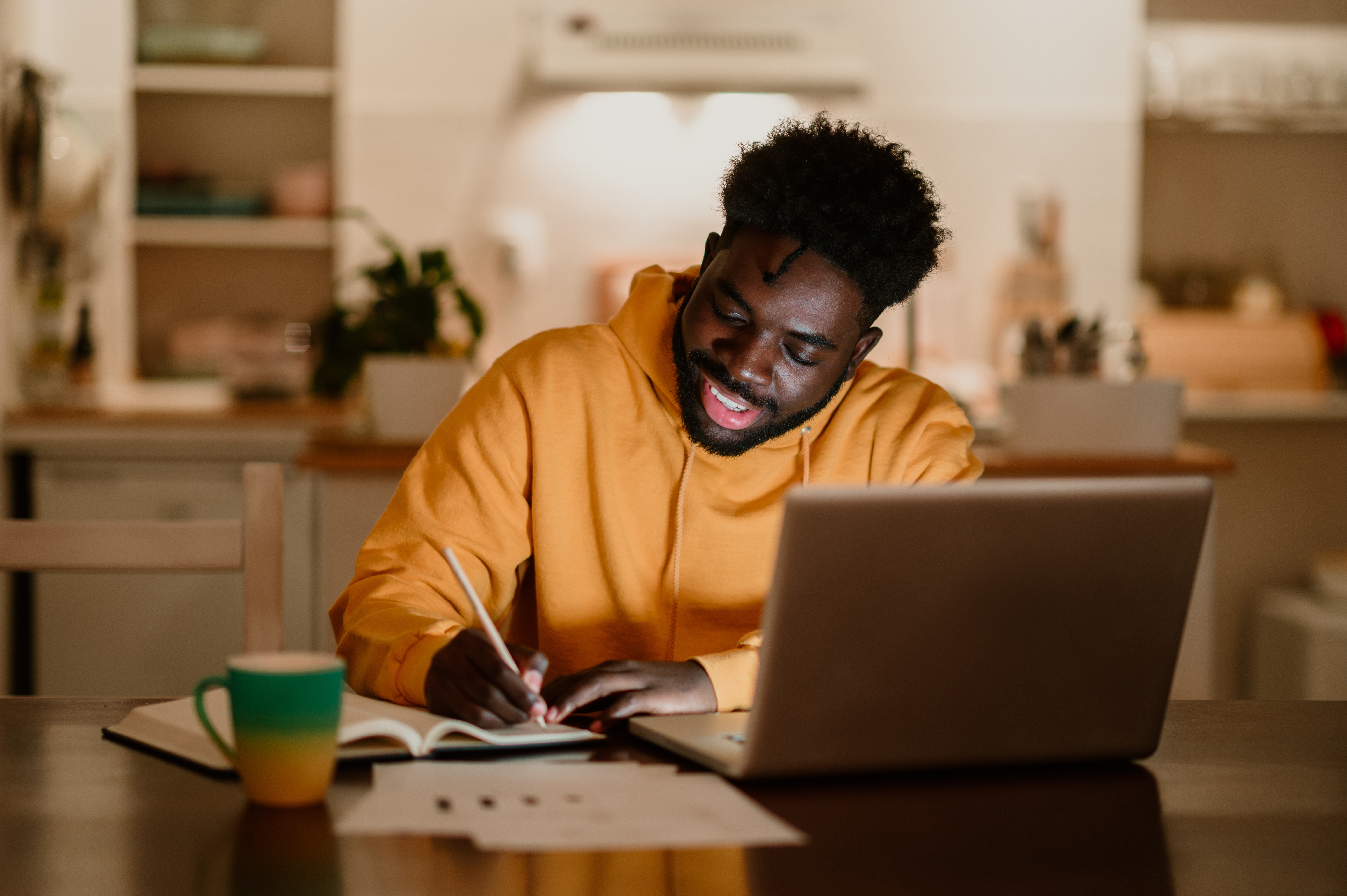 shutterstock_2394581415 (1)